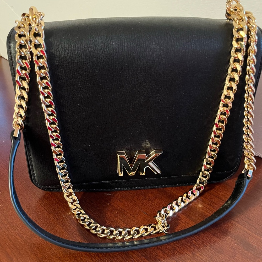 MK Large Chain Leather Bag